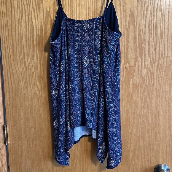 Brand New - Maurice’s Tank w/Crotchet front - Picture 3 of 3